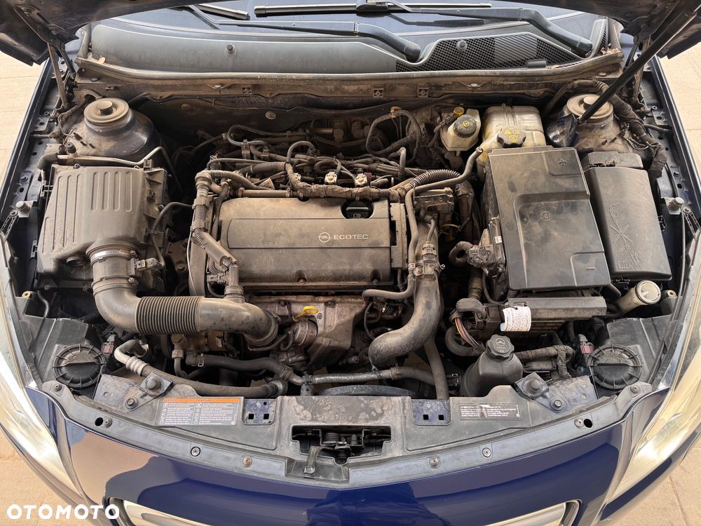 Opel Insignia 1.6 T Sport - 4