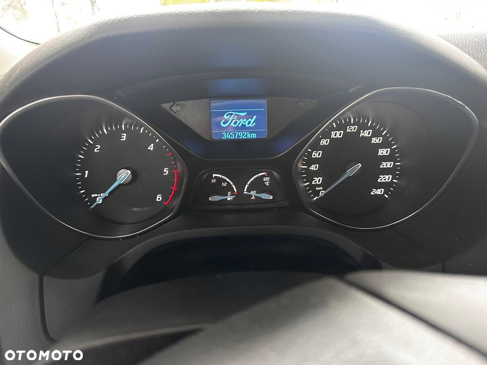 Ford Focus - 8