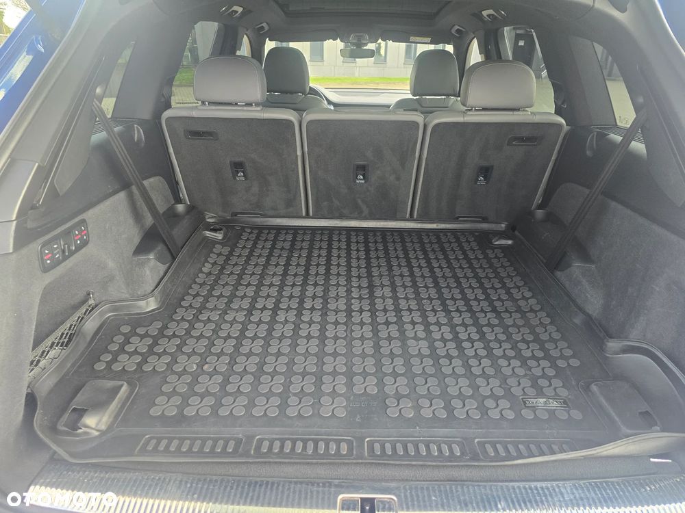 Audi SQ7 - 15