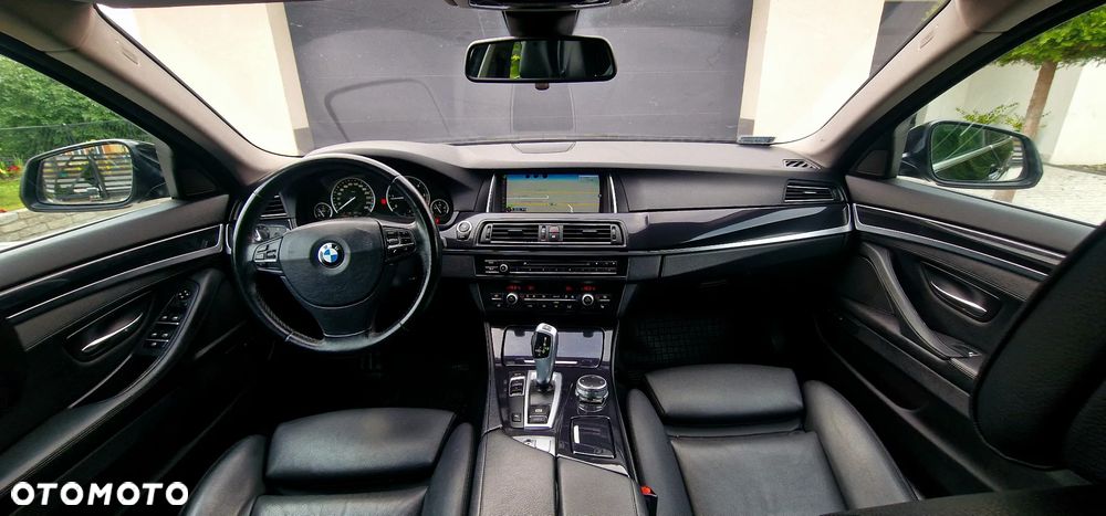 BMW Seria 5 520d Luxury Line - 4