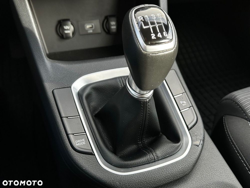 Hyundai i30 - 23