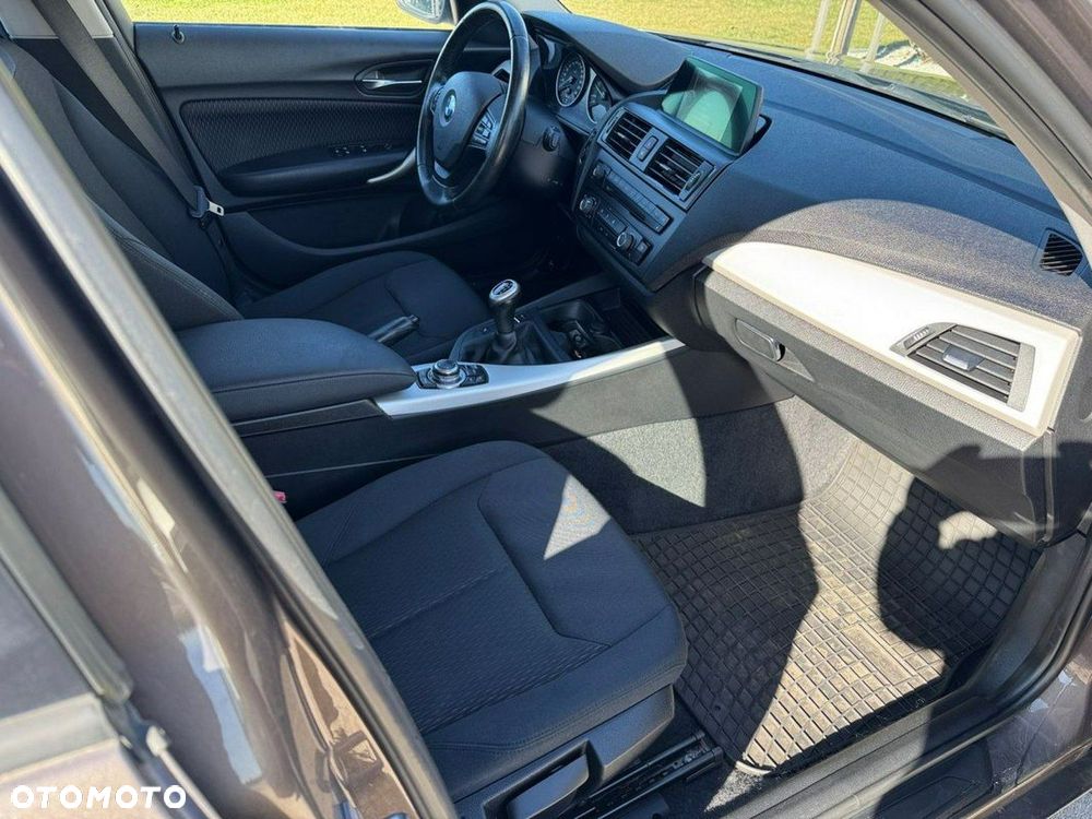 BMW Seria 1 116d - 22