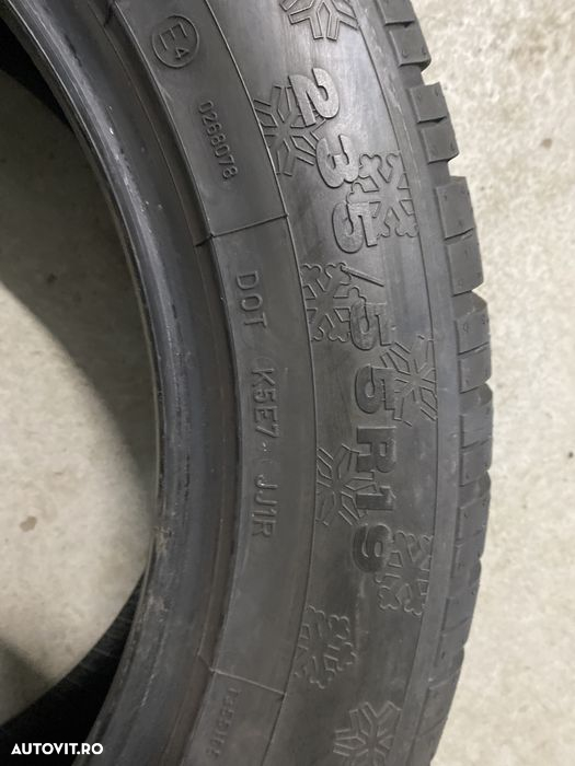 Vand 4 anvelope 235/55/19 dunlop de iarnă ca noi - 4
