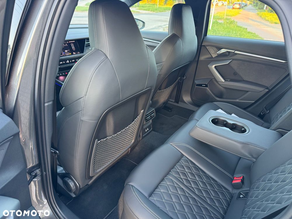 Audi S3 Sportback TFSI  quattro S tronic - 28