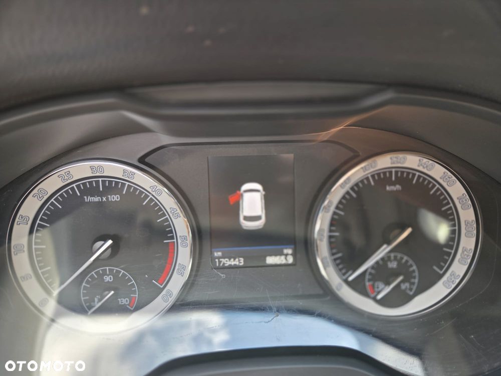 Skoda Karoq 2.0 TDI SCR 4x4 Style DSG - 5