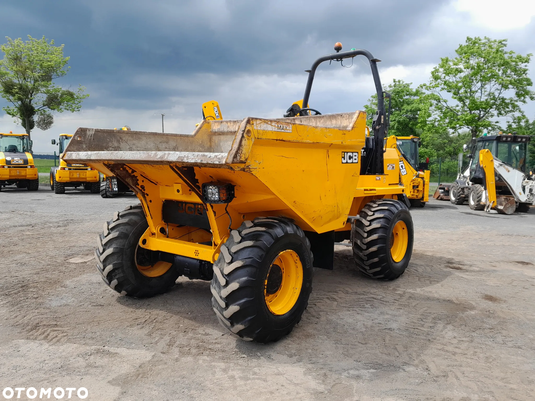 JCB 9 FT - 4