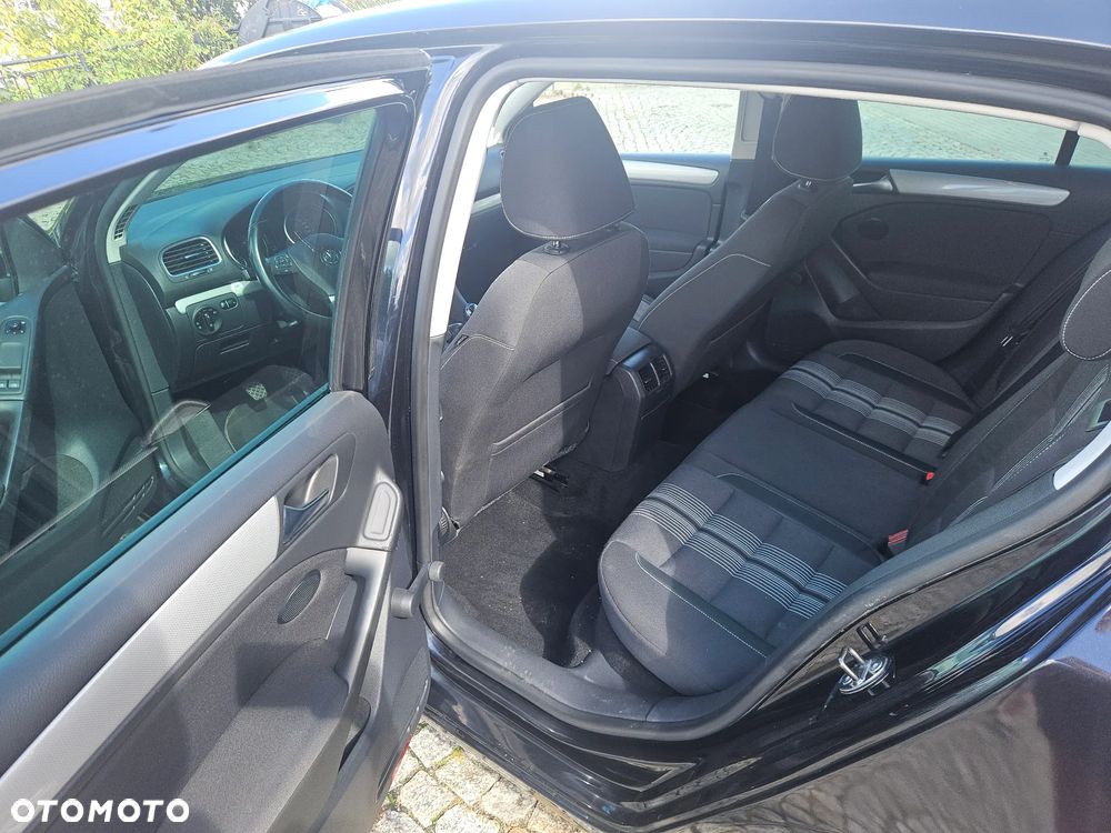 Volkswagen Golf 1.2 TSI MATCH - 9