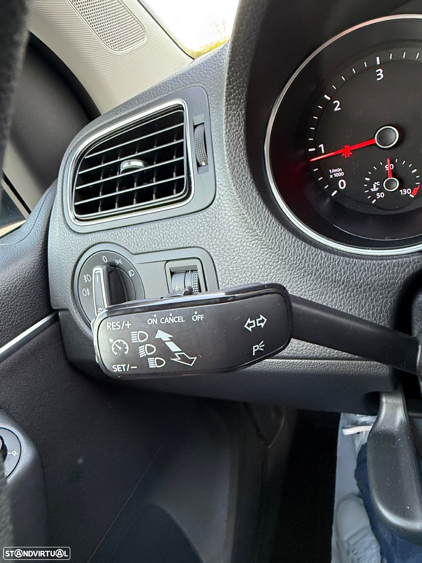 VW Polo 1.4 TDi Confortline Nav - 14