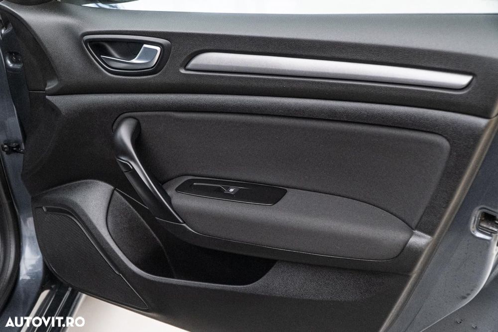 Renault Megane BLUE dCi 115 INTENS - 33