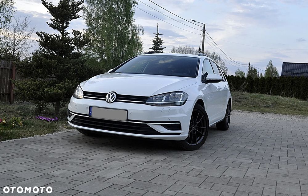 Volkswagen Golf 2.0 BlueTDI DSG Highline - 1