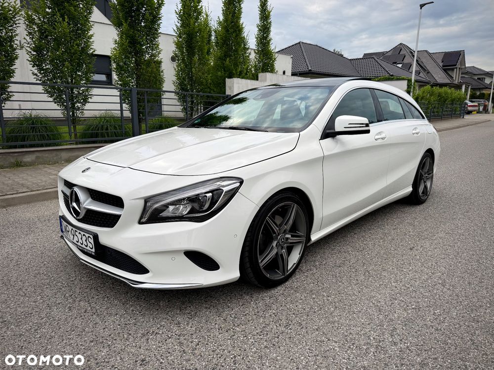 Mercedes-Benz CLA 180 7G-DCT Peak Edition - 1