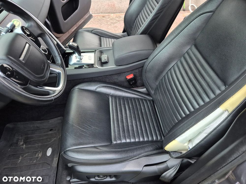 Land Rover Discovery Sport 2.0 P200 mHEV S - 22