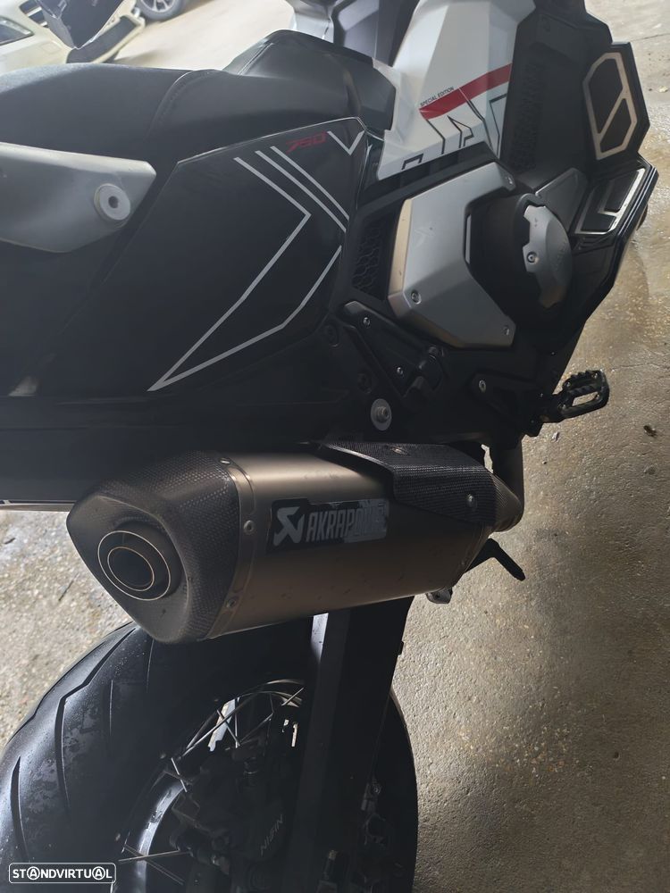 Honda X-ADV 750 - 7