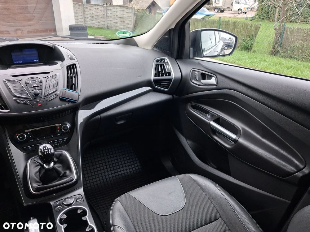 Ford Kuga 2.0 TDCi Titanium - 16