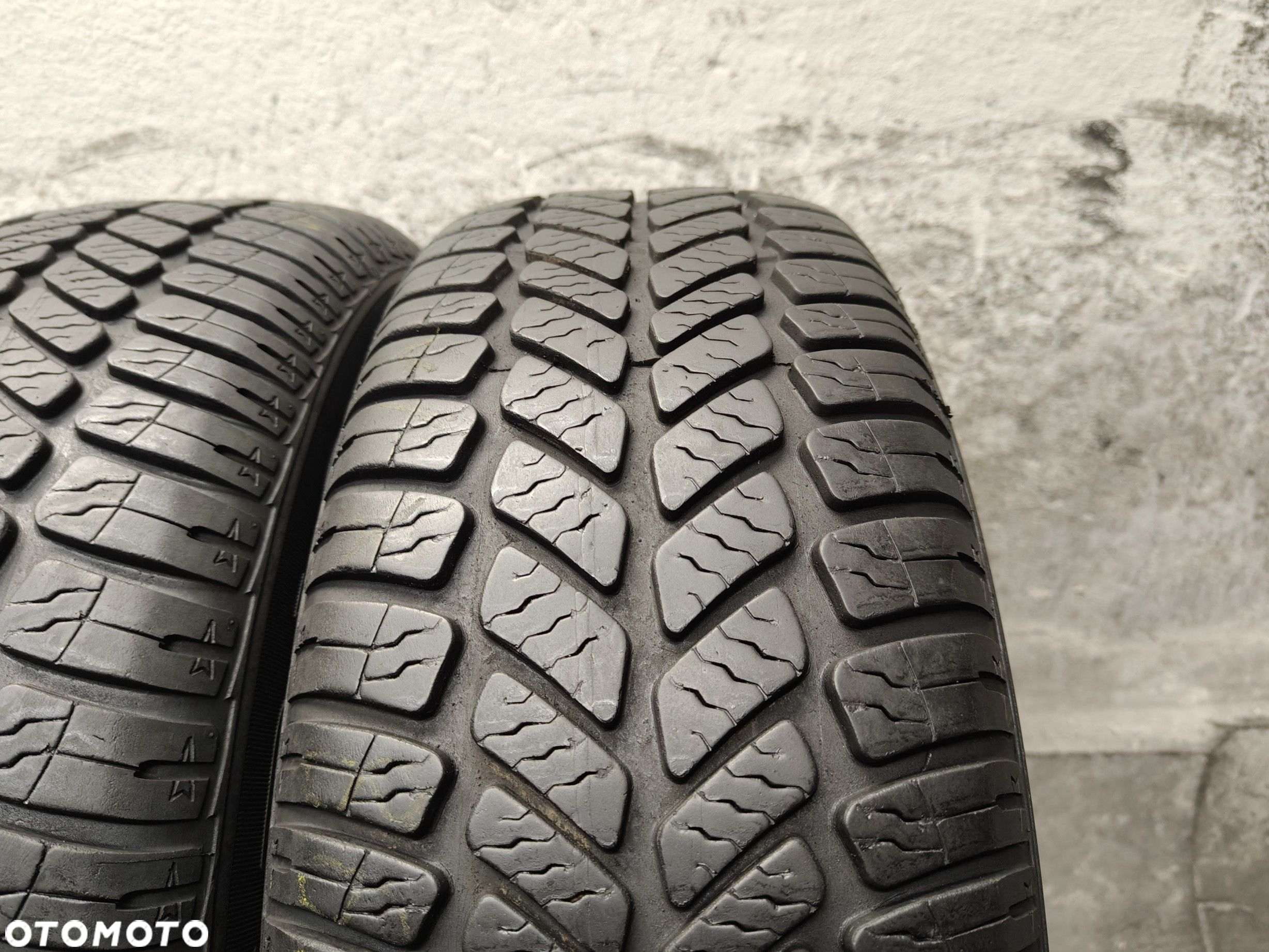 195/65R15 Opony Całoroczne Dębica 6mm komplet - 2
