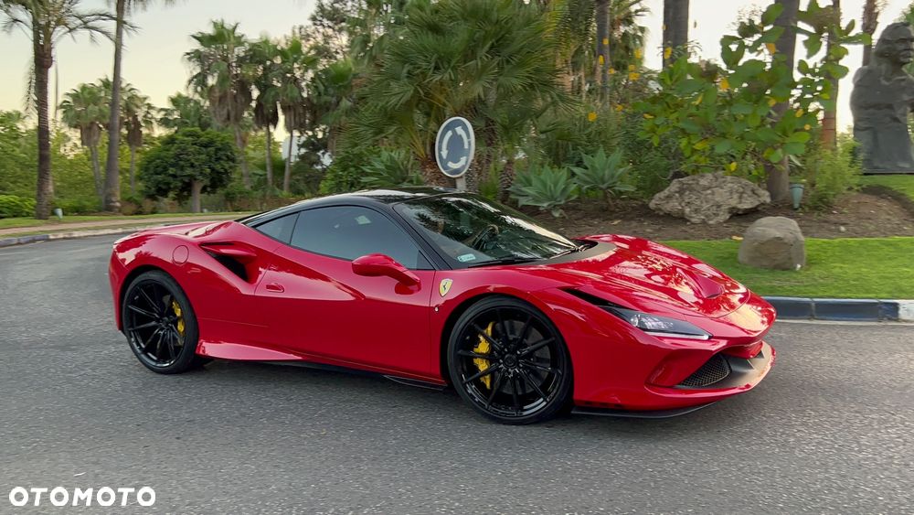 Ferrari F8 Tributo - 19