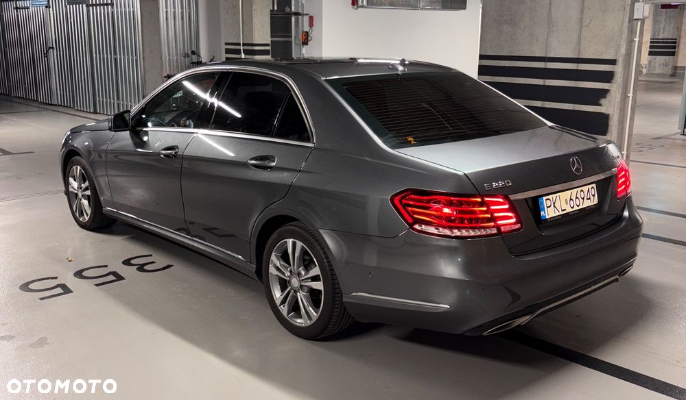 Mercedes-Benz Klasa E 220 BlueTEC 4-Matic Classic - 3