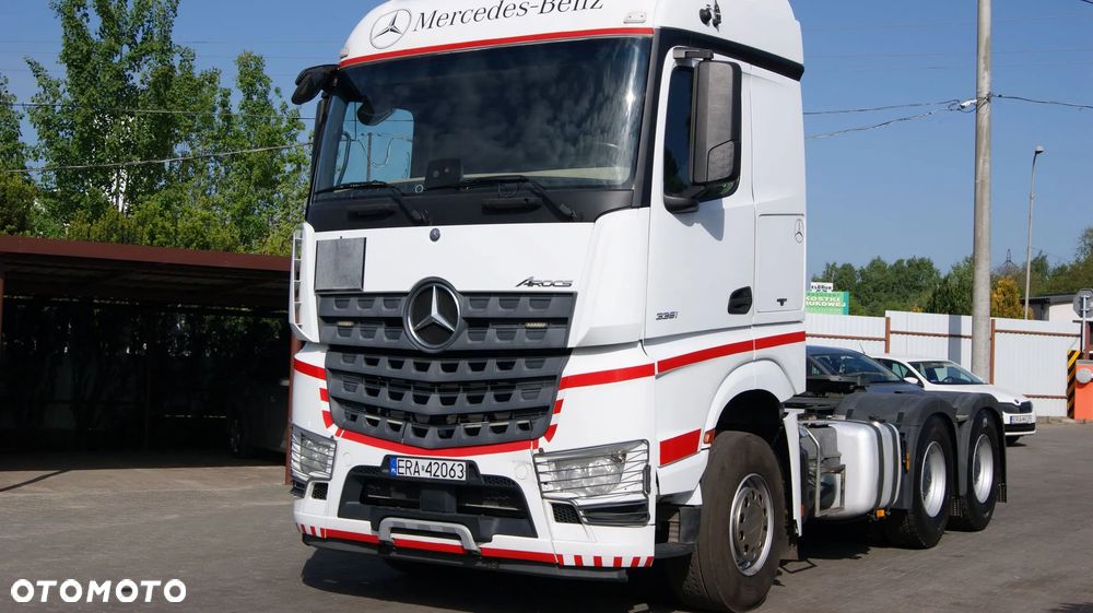 Mercedes-Benz Arocs - 14