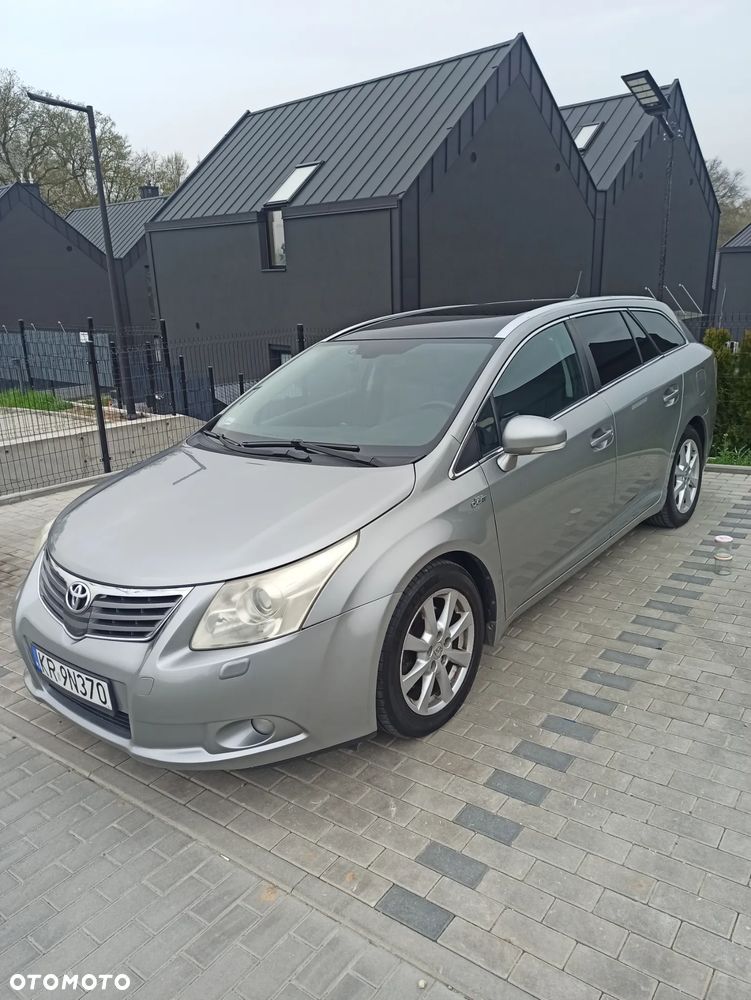 Toyota Avensis 2.2 D-4D Prestige - 3