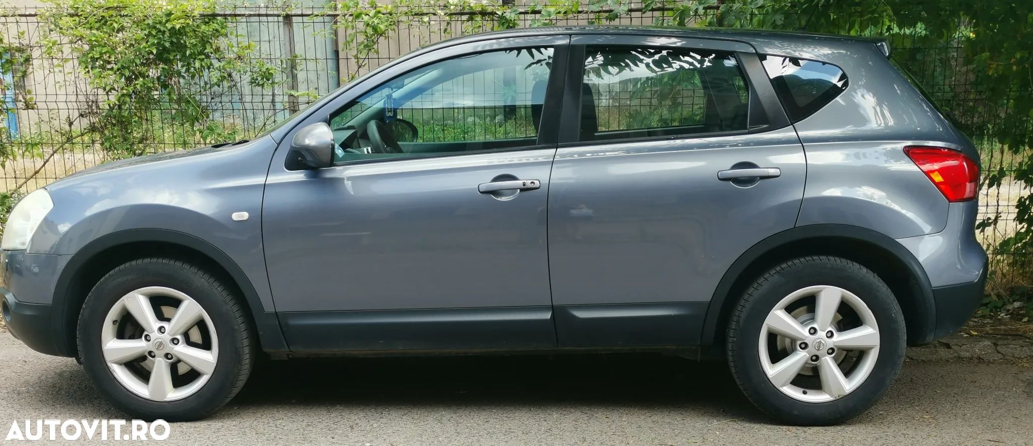 Nissan Qashqai - 1