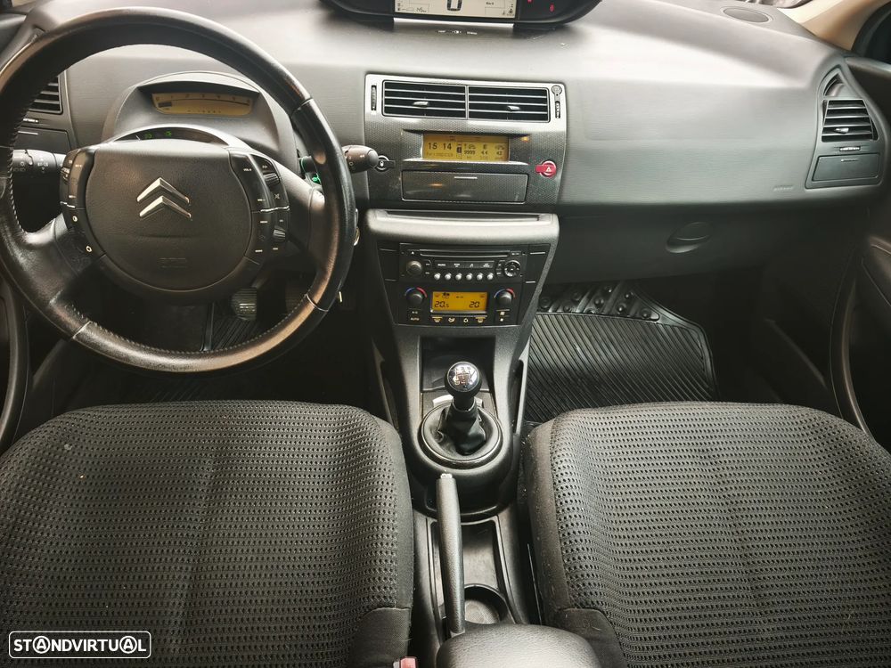 Citroën C4 1.6 HDi 110 VTR Pack - 18