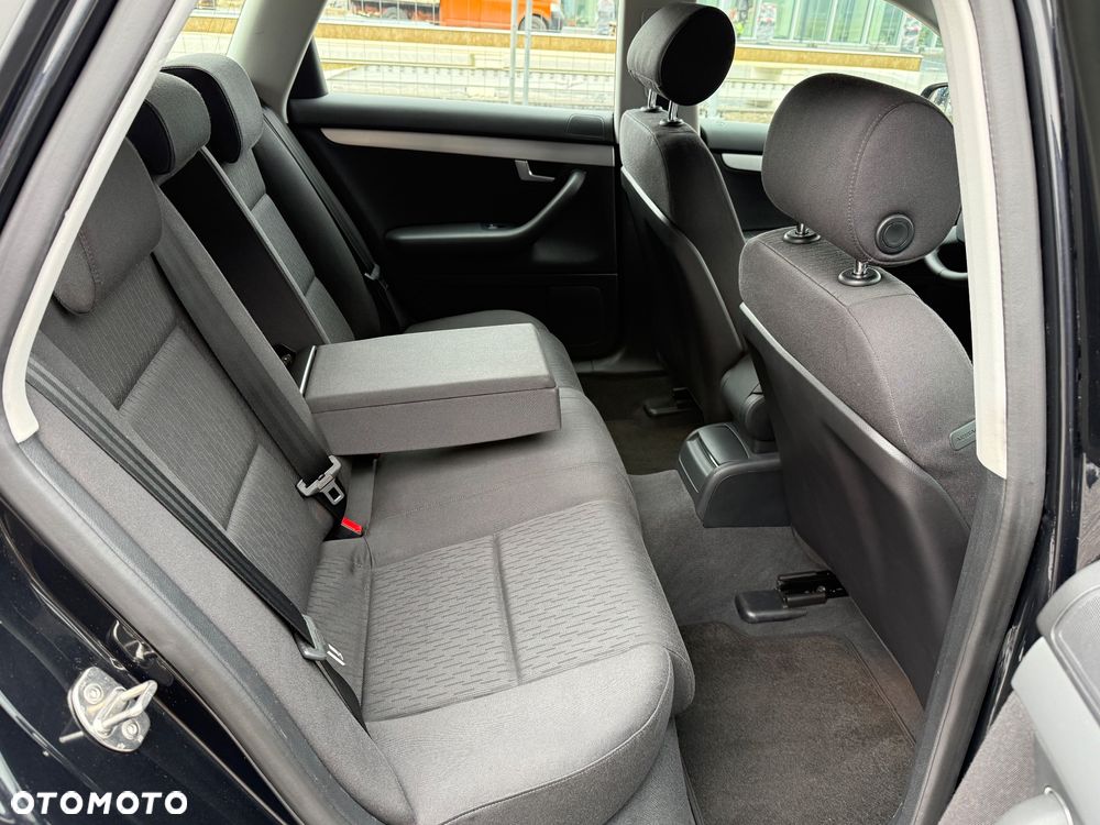 Audi A4 Avant 1.8T - 25