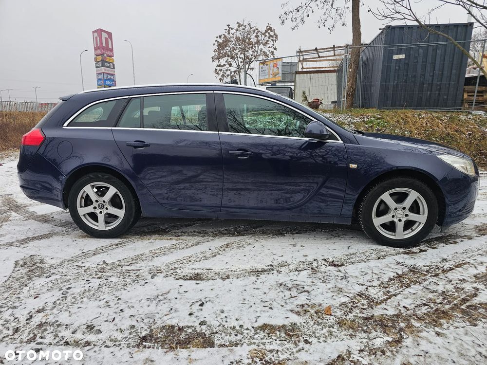 Opel Insignia 2.0 CDTI - 12