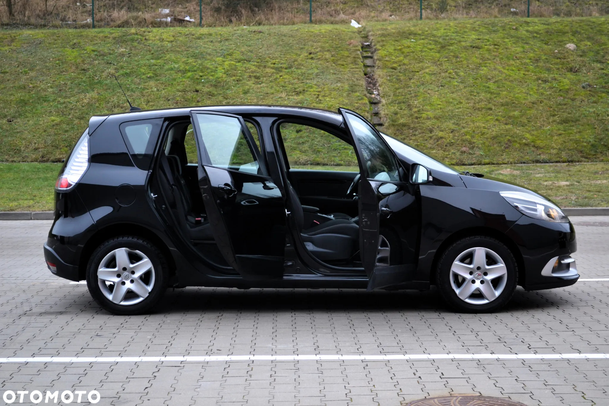 Renault Scenic 1.5 dCi Limited - 27