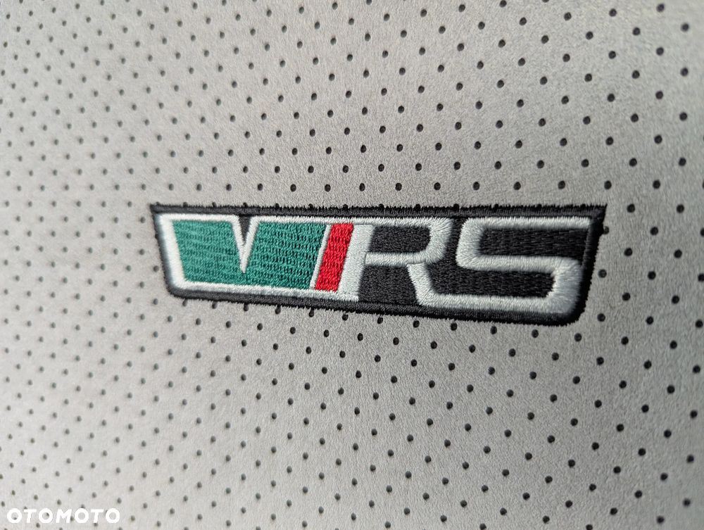 Skoda Octavia 2.0 TSI RS - 10