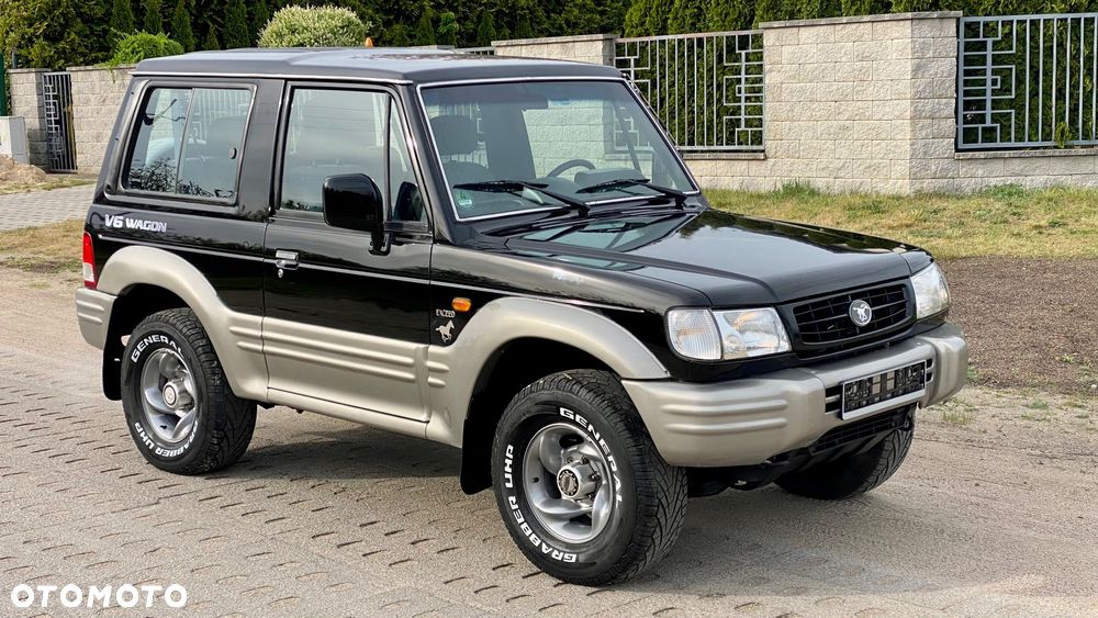 Hyundai Galloper - 1