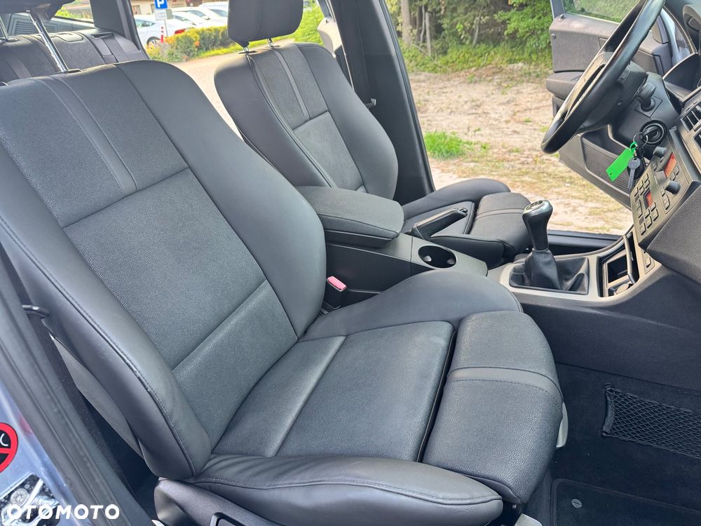BMW X3 2.5i - 23