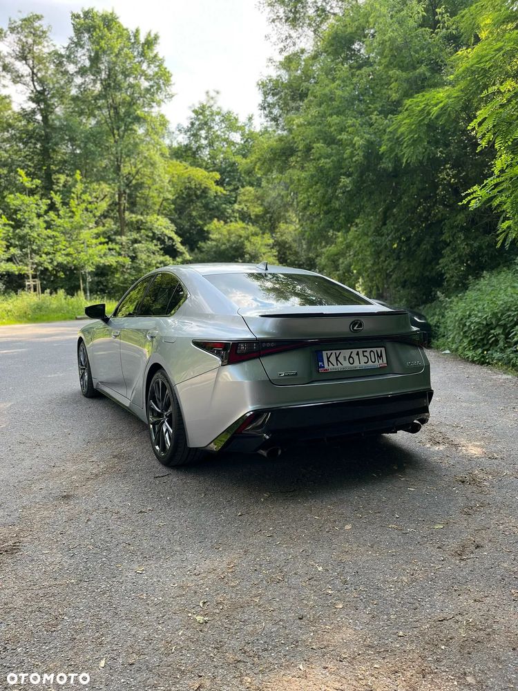 Lexus IS - 6
