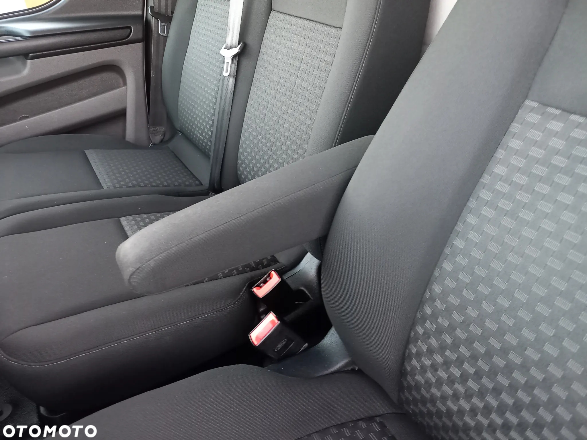 Ford Transit Custom - 19