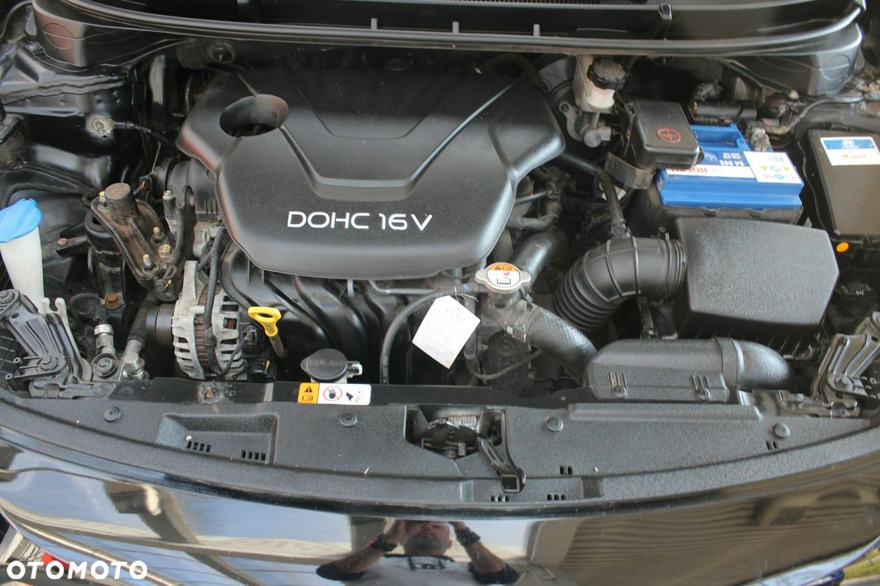 Hyundai i30 1.6 Premium - 31