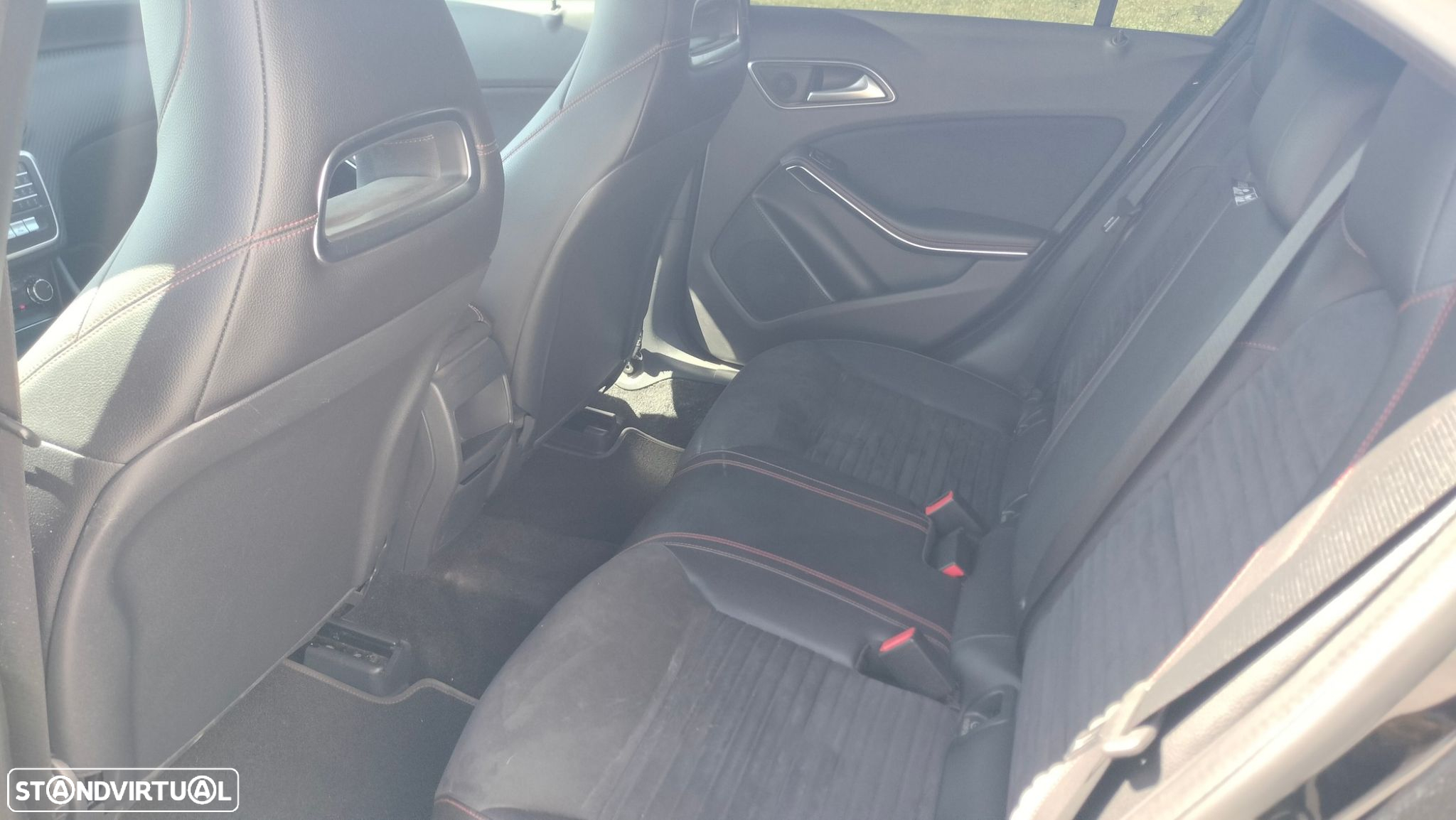 Mercedes-Benz A 45 AMG 4-Matic - 17