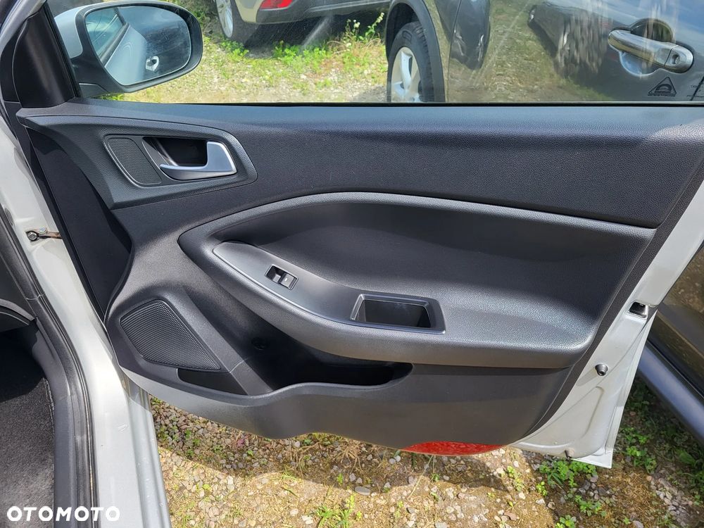 Hyundai i20 1.4 Comfort - 20