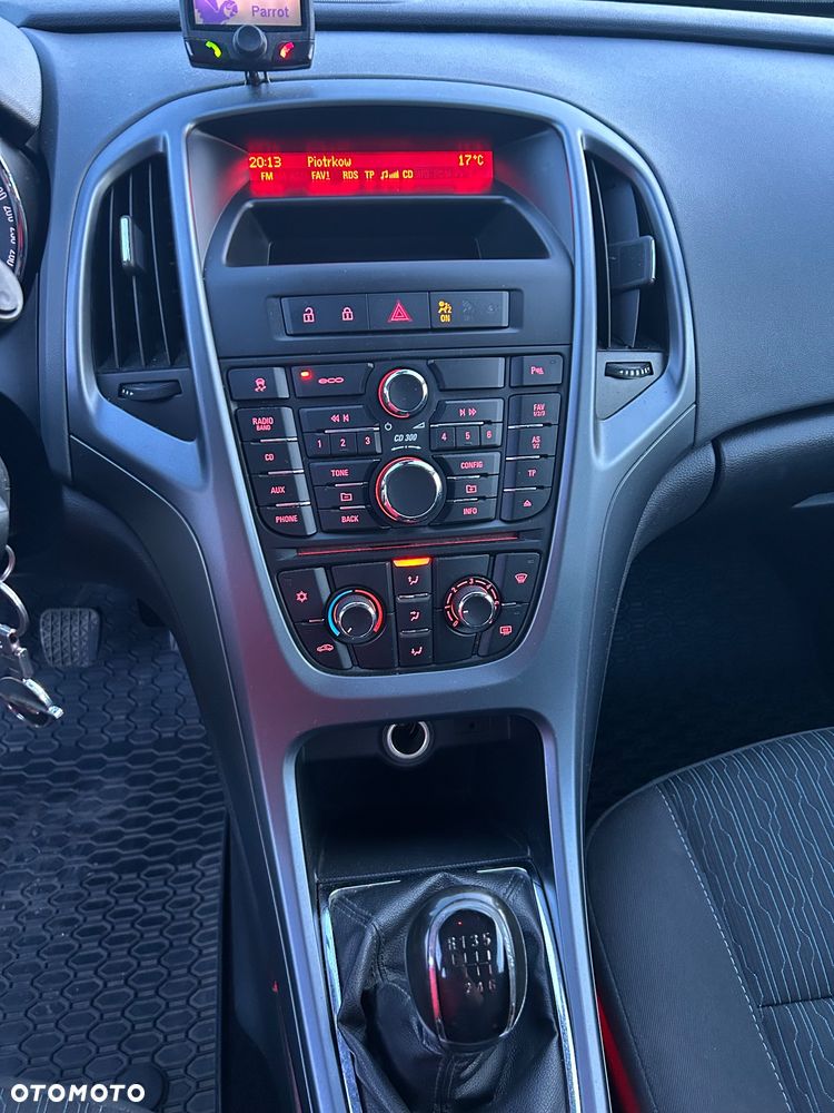 Opel Astra 1.4 Turbo - 24