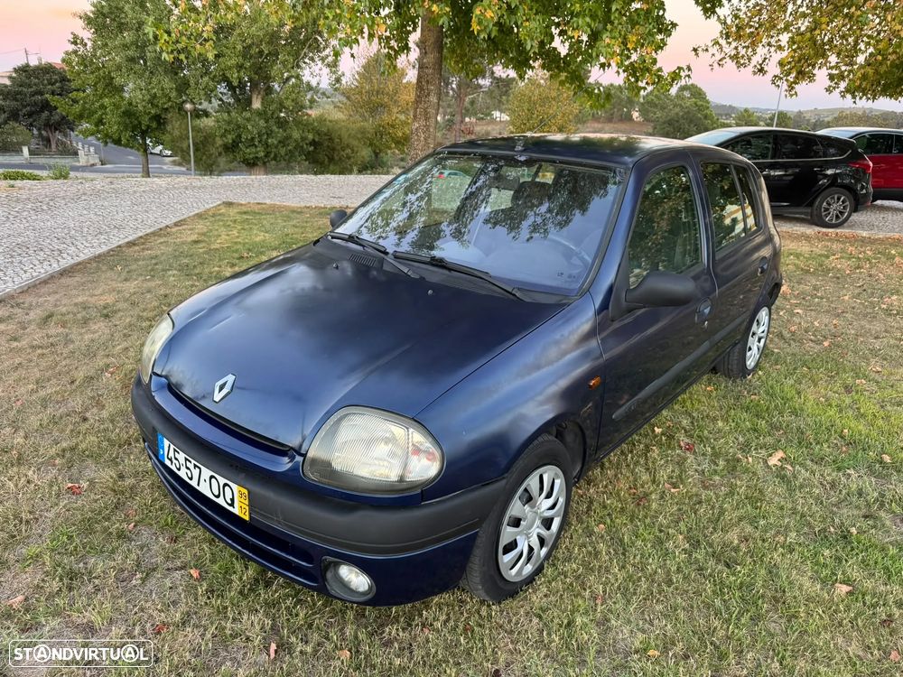 Renault Clio 1.2 RT - 7