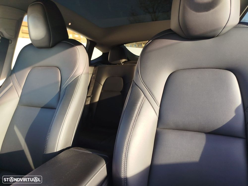 Tesla Model Y RWD - 39