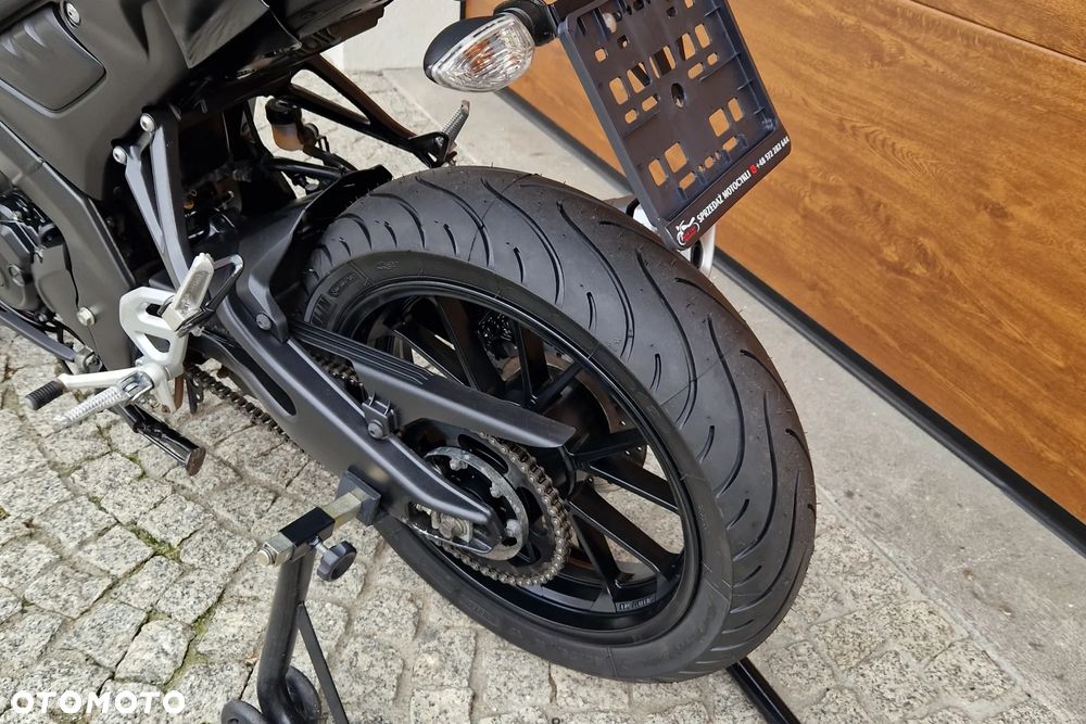 Yamaha MT - 21