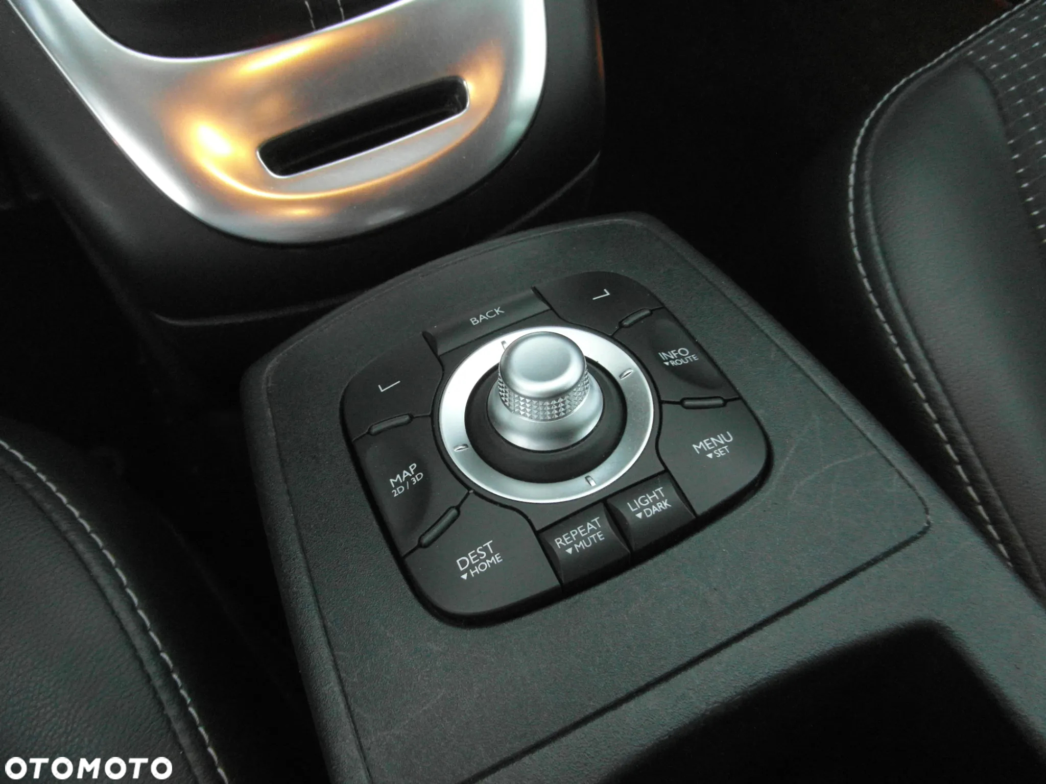 Renault Scenic TCe 130 Bose Edition - 26