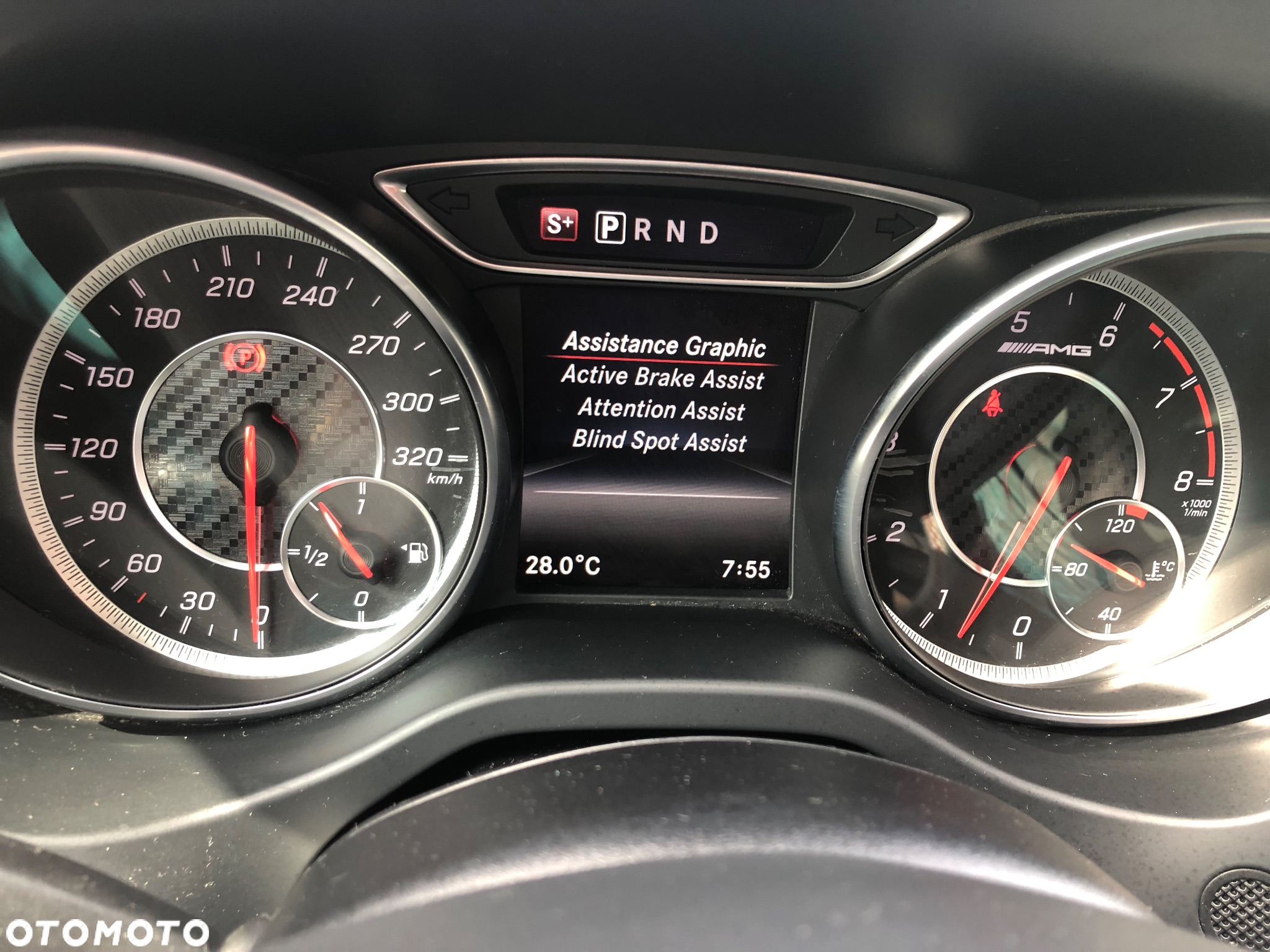 Mercedes-Benz GLA AMG 45 4Matic AMG Speedshift 7G-DCT - 39