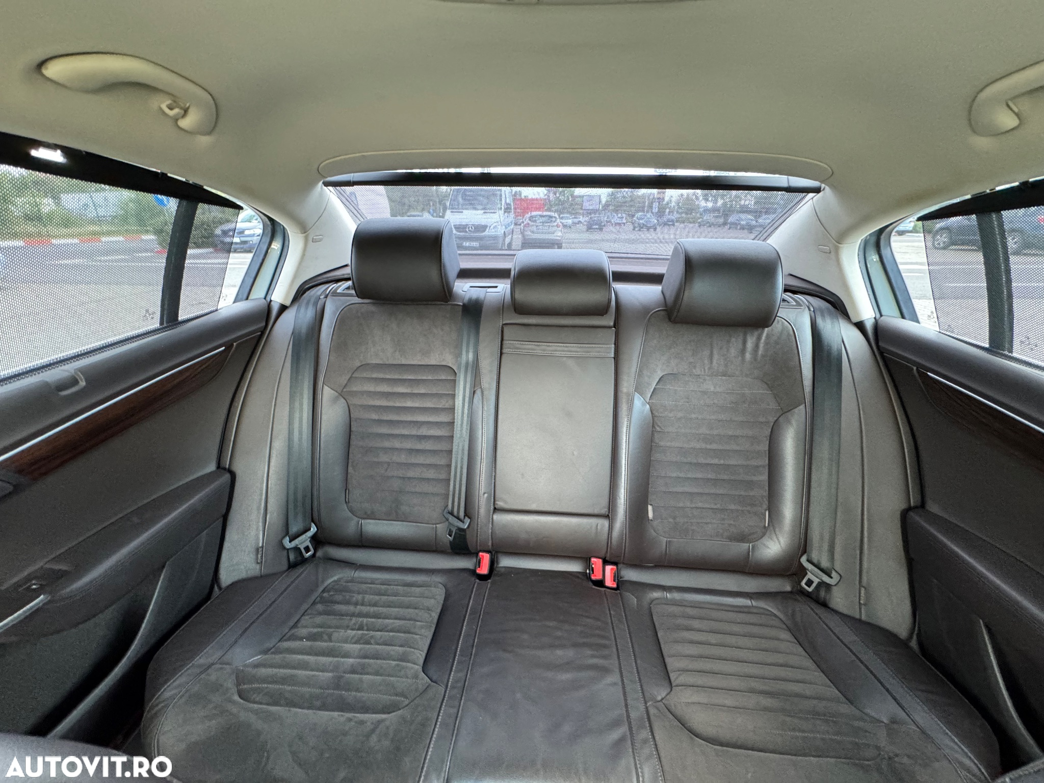 Volkswagen Passat 2.0 TDI BlueMotion Tehnology 4Motion Highline DSG - 18