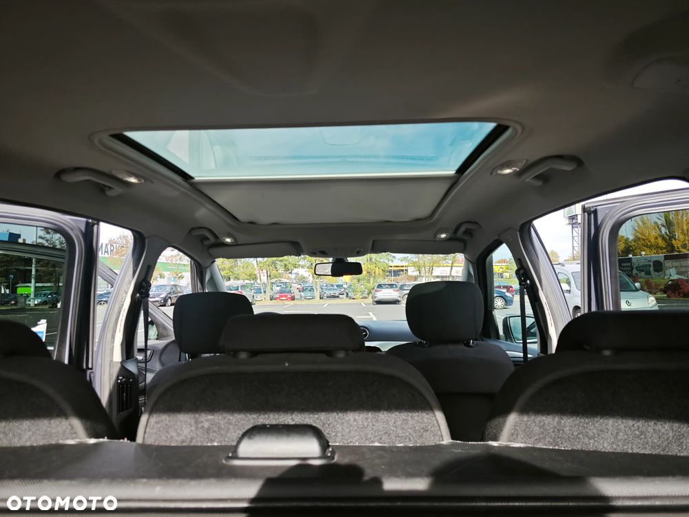 Ford S-Max - 28