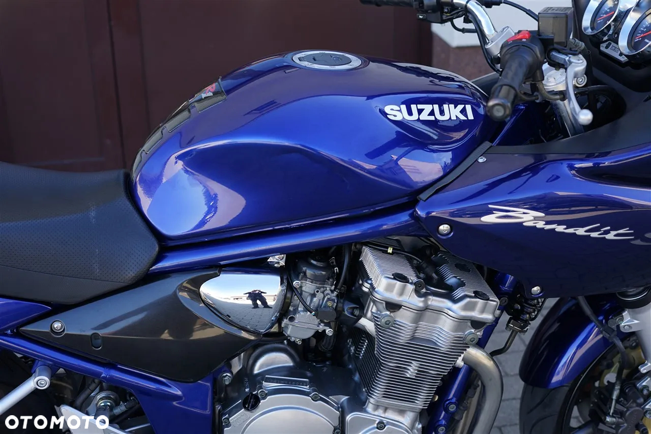 Suzuki Bandit - 10