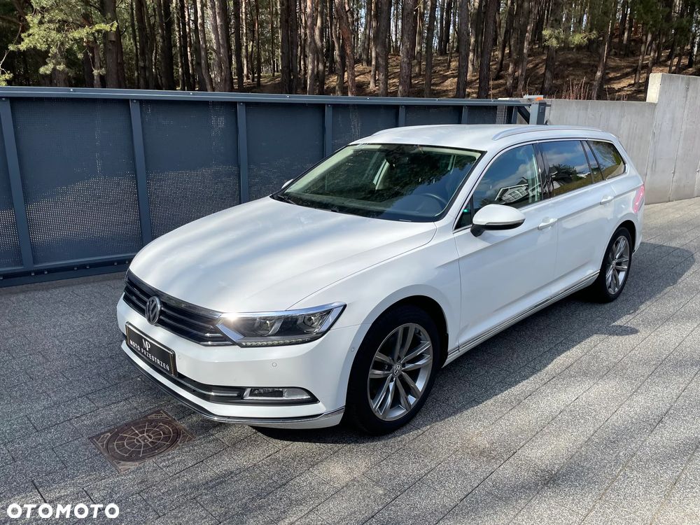 Volkswagen Passat 2.0 TDI (BlueMotion Technology) Highline - 1