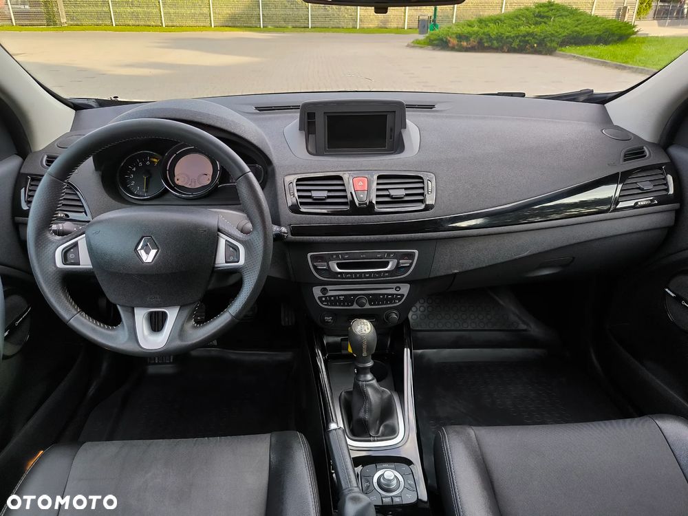 Renault Megane TCe 130 Bose Edition - 14