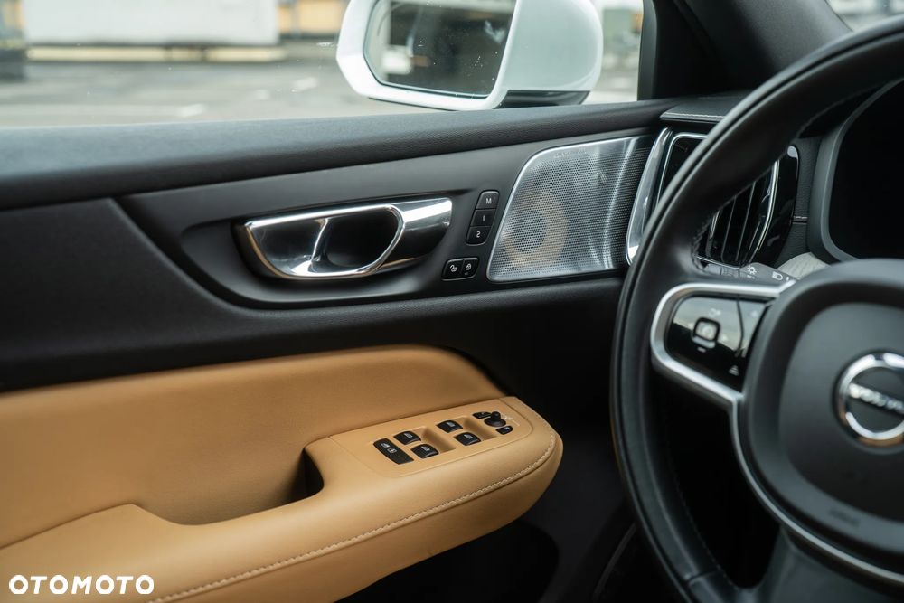 Volvo S60 T5 Inscription - 25