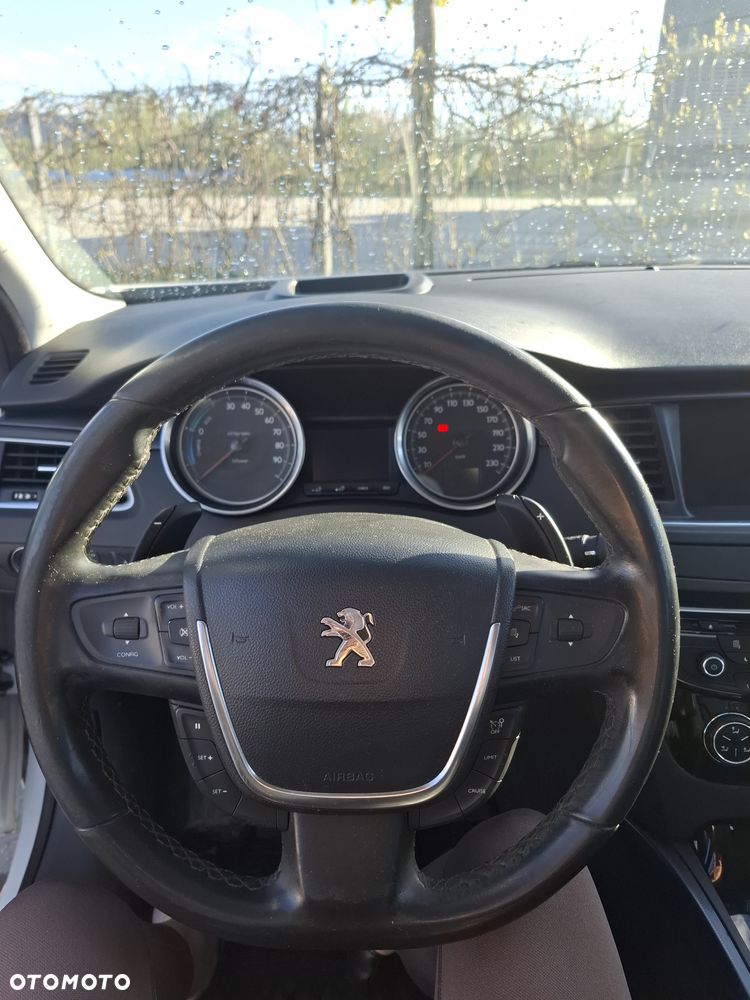 Peugeot 508 RXH 2.0 HDi HYbrid4 - 5