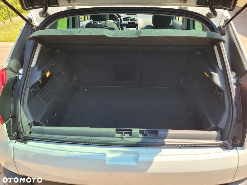 Peugeot 3008 155 THP Allure - 16
